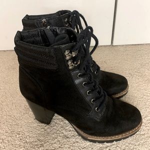 Sophie17 Hunter Black Boots